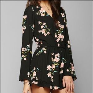 Pins & Needles (UO) long sleeve floral romper